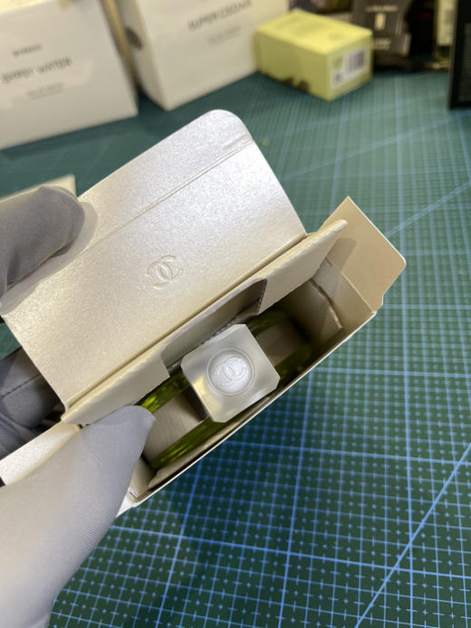 清仓，香奶奶绿邂逅100ml，原单，全新，有包装 商品图6