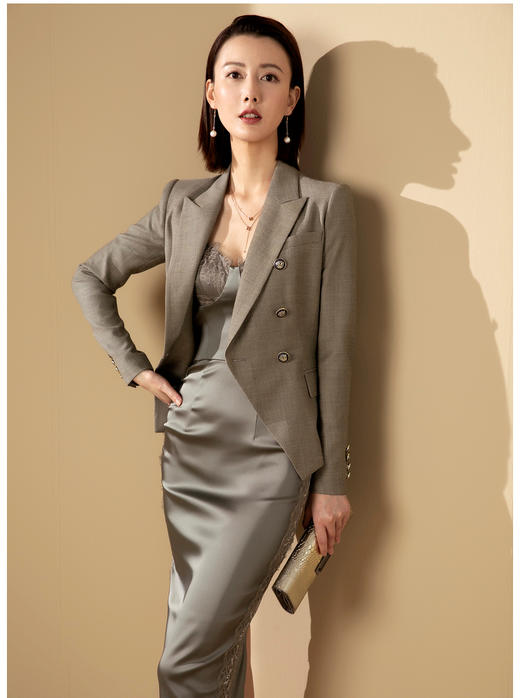 J20444587A  颈袖添香新款时尚OL气质女正装西装外套工作服装单西 商品图1