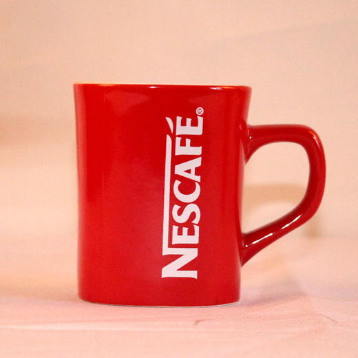 【清仓】雀巢 咖啡杯 陶瓷简约马克杯经典小红杯 商品图0