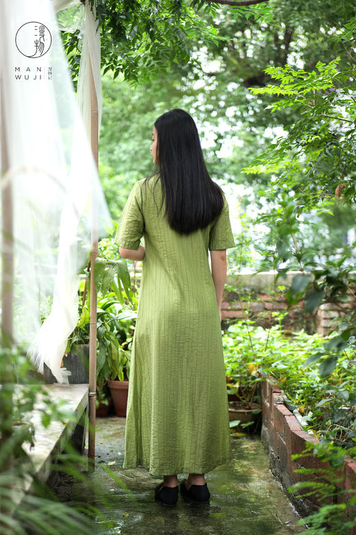 丝棉绿条纹插肩袖旗袍 商品图5