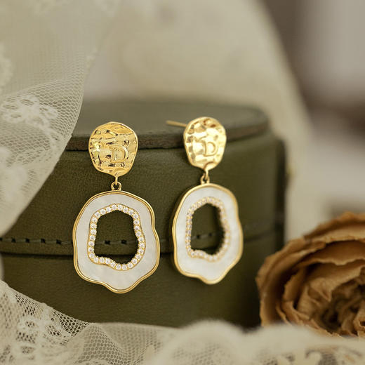 Oflye潮流饰品 法式气质耳环不规则耳坠时尚耳钉新款小众设计感饰品 商品图1