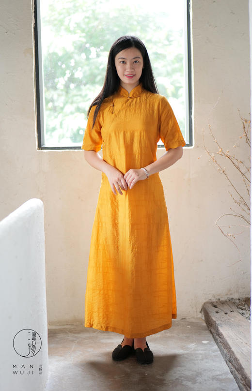 丝棉插肩袖金黄旗袍 商品图0