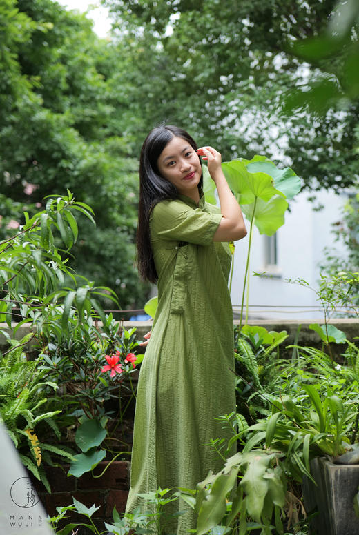 丝棉绿条纹插肩袖旗袍 商品图7