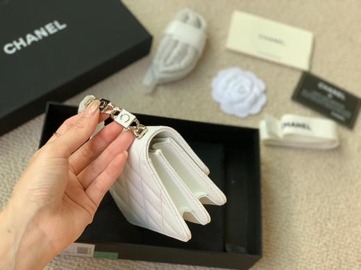 清仓，香奈儿小废包，原单，少量！全新配礼盒，尺寸9.5x13x6cm 商品图1