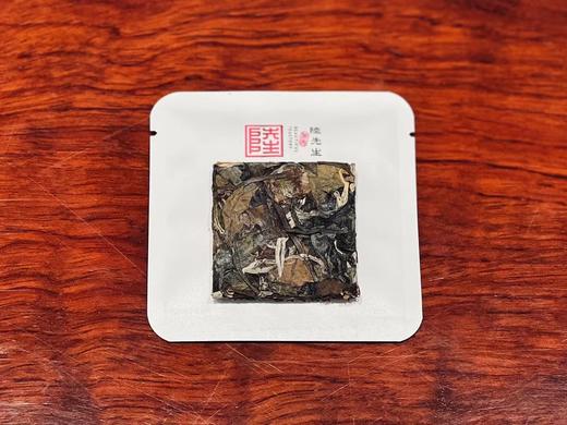 【红夫人名茶】2022年头春 纯料古树 茶饼 茶叶 春茶 茶礼 茶饼 商品图4