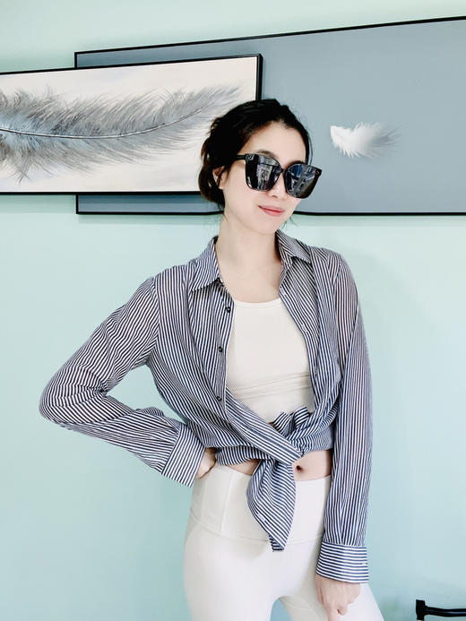 J20334453 “曼哈顿的慵懒”条纹衬衫 稀缺进口面料 卖完不能翻单（四季可穿）颈袖添香 商品图0