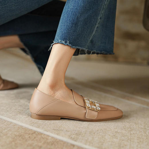 水钻方扣小皮鞋，平底真皮百搭单鞋 MCC-C8391 商品图2