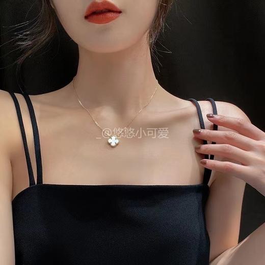 【香港周六福 黄金钻石首饰VC四叶草五花 手链/项链】梵家同款四叶草幸运系列 温柔气质锁骨链吊坠项链 手链 商品图8