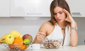 天热睡不好、心烦爱生气？教你疏肝解郁，助眠养心 