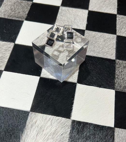 银色错落马赛克锆石耳环 商品图1