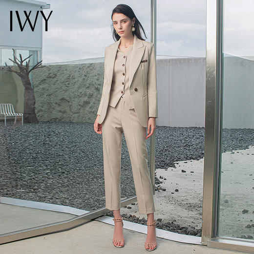 IWY/杏色职业套装女高端经理工作服美业西装套裤工装正装干练CPM1486 商品图1
