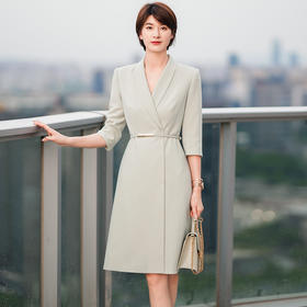 绿色职业西装连衣裙女秋新款七分袖气质V领修身中长裙