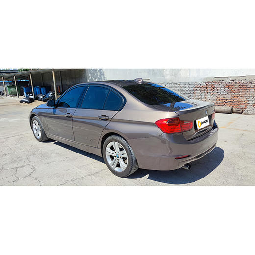 宝马 3系 320i 运动设计套装 【长租-北京】 商品图4