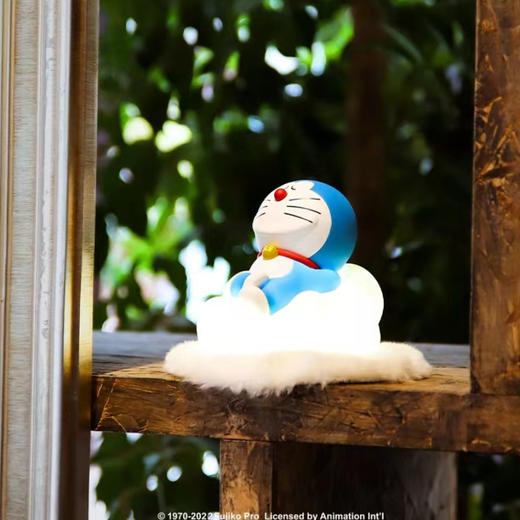 哆啦A梦陶瓷小云灯 商品图1