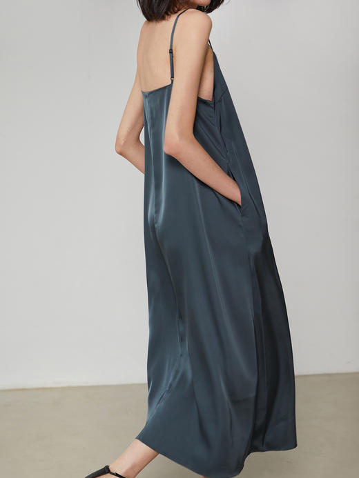 Semplicita | U14 雾霾蓝吊带连衣裙 商品图1