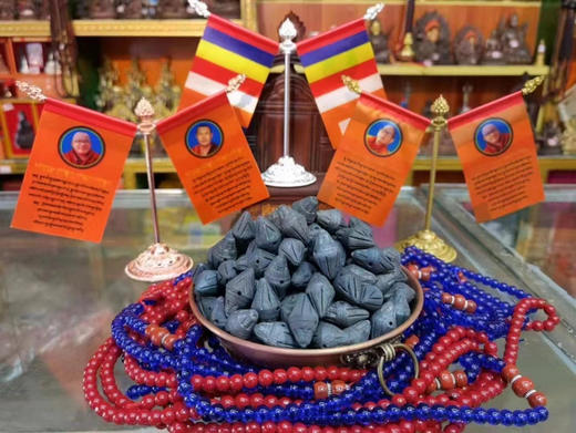 亚青寺大宝伏藏擦擦挂件舍利擦擦法衣擦擦挂件 商品图0