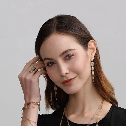 天然翡翠 方形长耳飾 TRACEY CHEN 商品图4