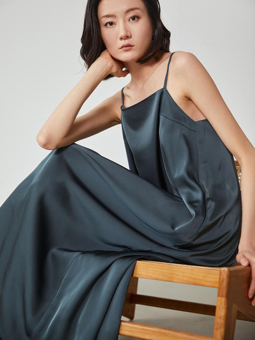 Semplicita | U14 雾霾蓝吊带连衣裙 商品图4