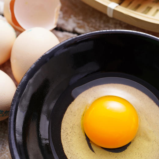 可生食【晋龙鲜鸡蛋】无激素添加 无抗生素添加 无重金属/沙门氏菌超标等 吃得安心 30枚/60枚 礼盒装 商品图3