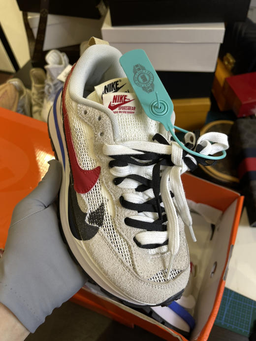 清仓，如图耐克，37.5码，建议37脚，全新原单，不退换，无包装 商品图1