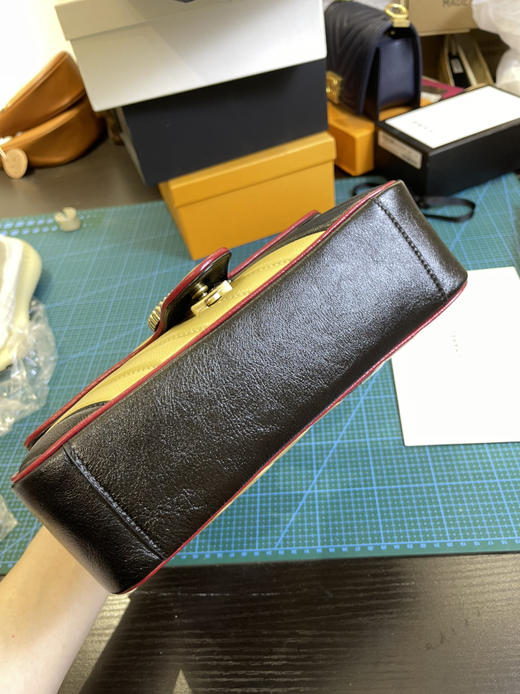 清仓，如图古驰，全新原厂皮，不退换，有包装，原价1300 商品图4