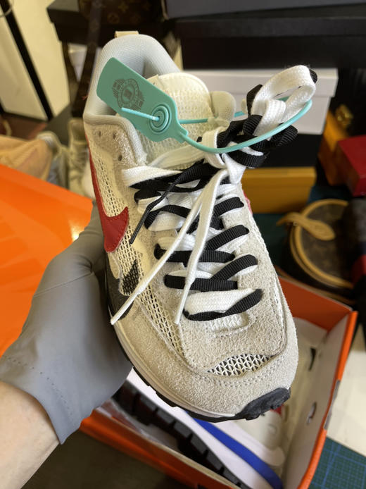 清仓，如图耐克，37.5码，建议37脚，全新原单，不退换，无包装 商品图3