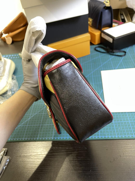 清仓，如图古驰，全新原厂皮，不退换，有包装，原价1300 商品图5