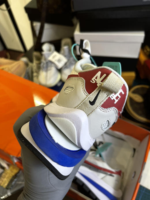 清仓，如图耐克，37.5码，建议37脚，全新原单，不退换，无包装 商品图5