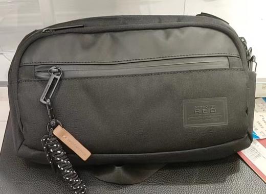 新秀丽都市休闲单肩包HE1*002 商品图0