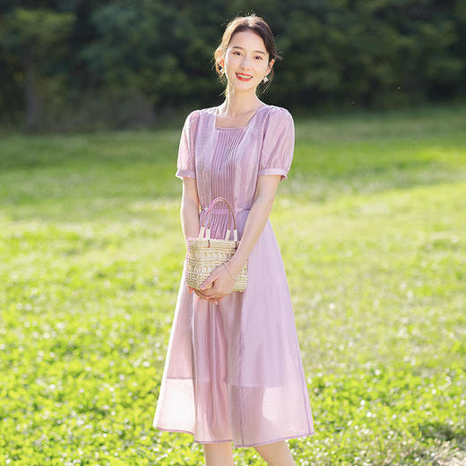 紫色方领女连衣裙女夏季显瘦高级感2022年新款气质裙子 FGYC1828 商品图1