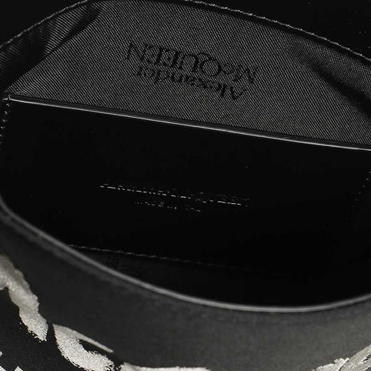 ALEXANDER MCQUEEN 麦昆 男士 Graffiti Edge 印花斜挎单肩包 黑色 704314 1AAHJ 1073 商品图2