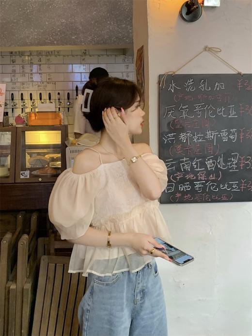 （清仓现货）【社群供G】2022新款设计感小众泡泡袖法式甜美别致上衣2 商品图2