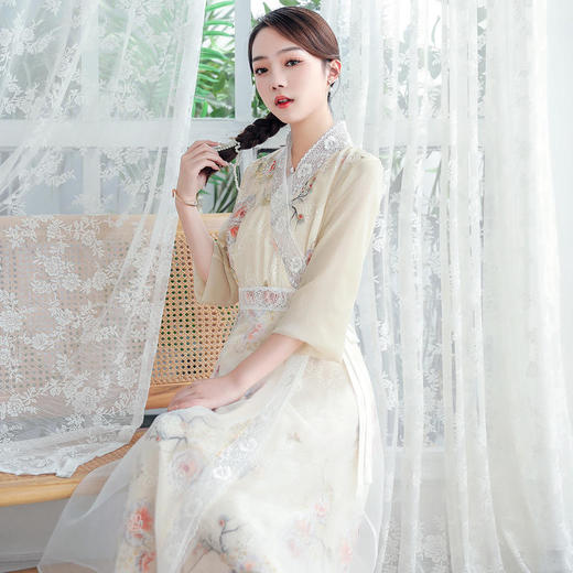 2022新款夏装改良汉服优雅交领蕾丝边连衣裙雪纺复古印花刺绣襦裙 ZSM210623 商品图1
