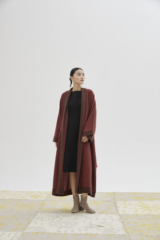 加大版青果领羊绒睡袍 SJN19M301N 商品图0