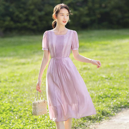 紫色方领女连衣裙女夏季显瘦高级感2022年新款气质裙子 FGYC1828 商品图0