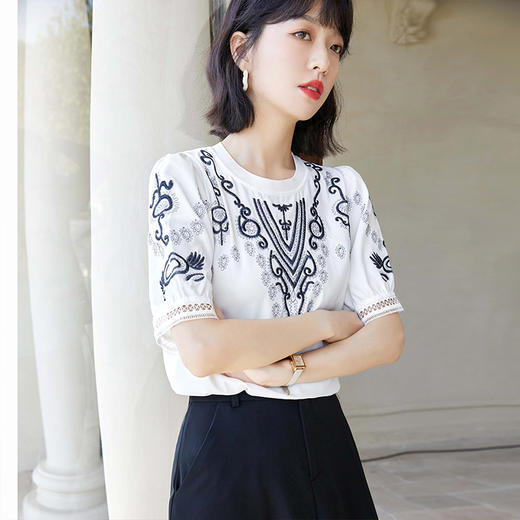 短袖白色小衫女2022夏薄款设计感小众上衣百搭显瘦刺绣雪纺衫 NSM1903 商品图1