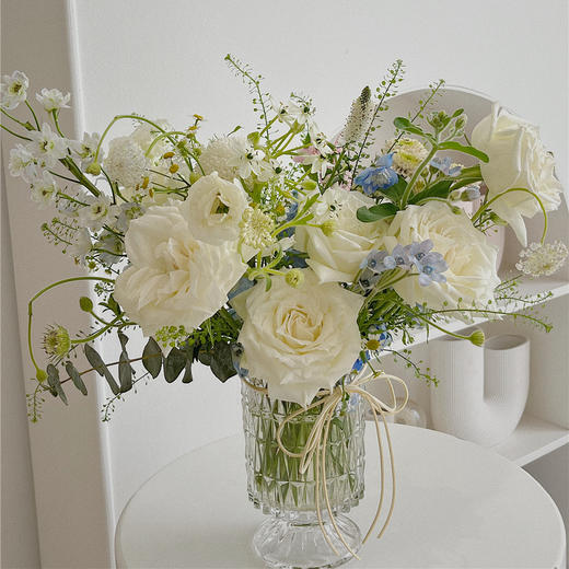 清新假日 · 瓶插花  （花+花瓶一套） 商品图0