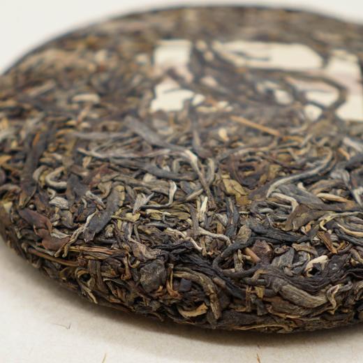 【倚邦·大黑树林】2016古树春茶200g饼·普洱茶生茶 商品图1