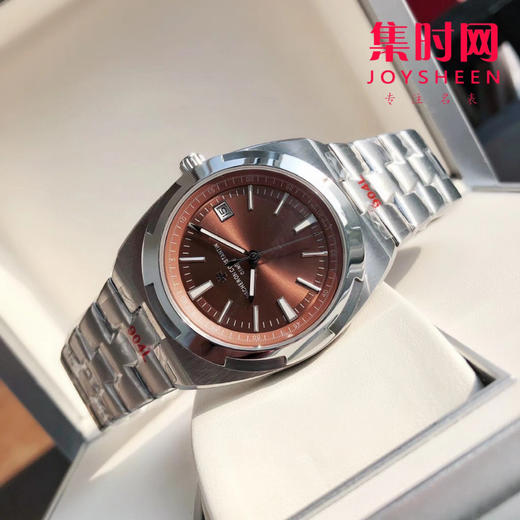 江诗丹顿纵横四海系列4500V 男士腕表
机芯：搭载进口西铁城 商品图5