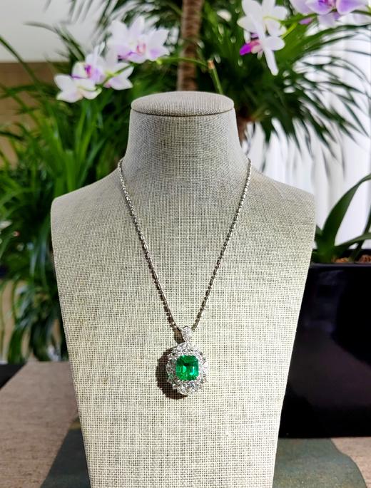 4.58克拉豪镶vivid green祖母绿戒指吊坠两用款 商品图3