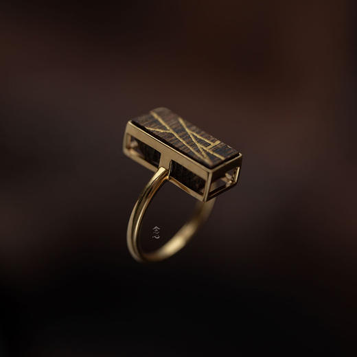 戒指 | 沉香对径长方形描金戒指 商品图1