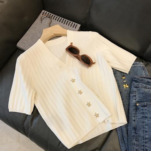 【限时折扣】法式优雅海星扣螺纹V领短袖针织开衫（黑色/白色）均码（非质量问题不退不换） 商品图7