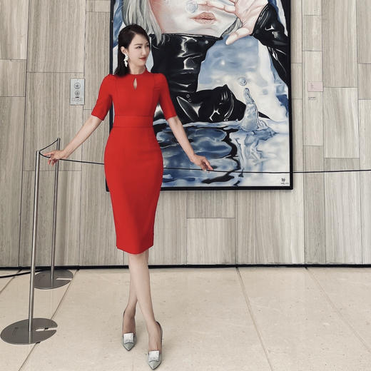颈袖添香-连衣裙-“职场拼命红”系列🔸每个职场女性，都要拥有的一抹“拼命红”，它是专属于我们职场女性的“战袍”JG283984T2X5 商品图2