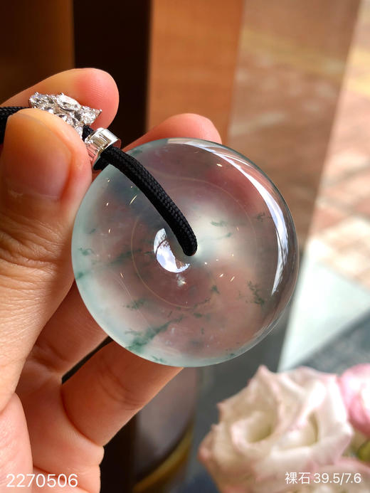 2270506，高冰近玻璃飘翠平安扣裸石，具体价格微信咨询 商品图3