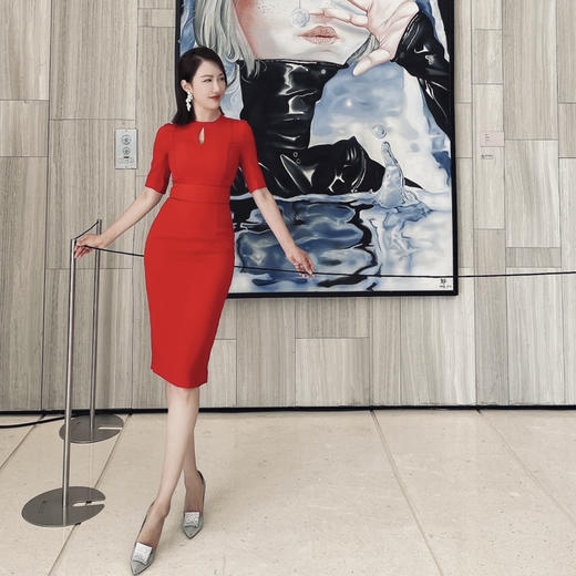颈袖添香-连衣裙-“职场拼命红”系列🔸每个职场女性，都要拥有的一抹“拼命红”，它是专属于我们职场女性的“战袍”JG283984T2X5 商品图1