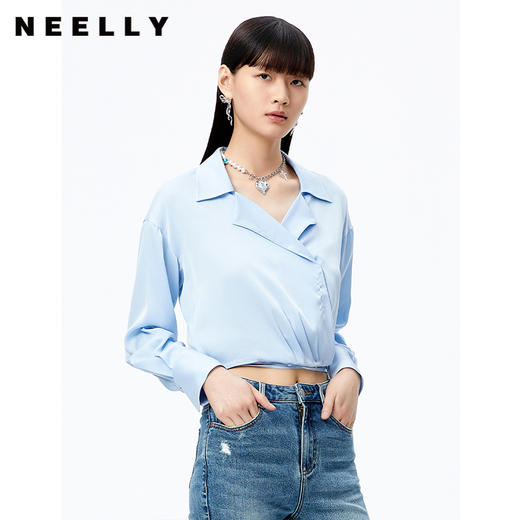 NEELLY纳俪商场同款翻领衬衫女秋季新款短款简约套头衫后系带设计N22072R01025 商品图2