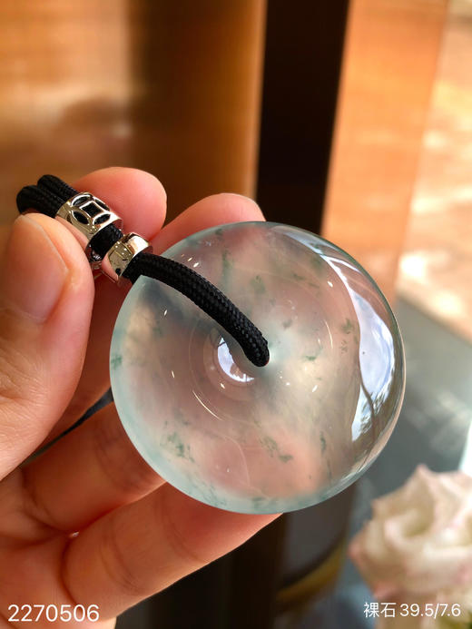 2270506，高冰近玻璃飘翠平安扣裸石，具体价格微信咨询 商品图7