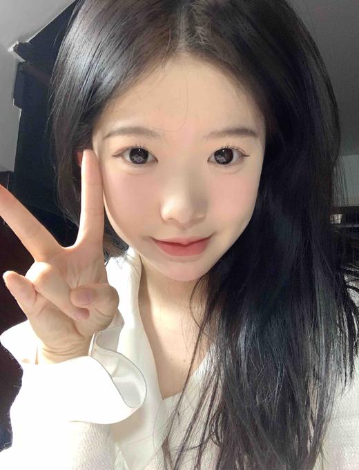 半年抛和日抛和月抛   咕咕黑gugucon 中直径14.2，着色13.4 (同品牌多副更划算,选款色板在详情页内）黑色美瞳/中直径小黑环 商品图4