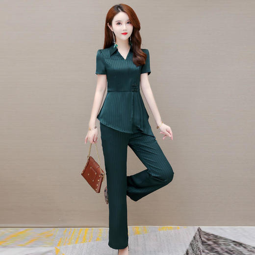 YWE-HG22F41新款时尚气质修身翻领短袖上衣休闲长裤两件套 商品图2