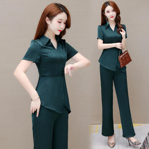 YWE-HG22F41新款时尚气质修身翻领短袖上衣休闲长裤两件套 商品图1